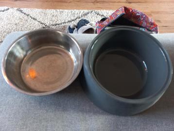 Drinkbak voor huisdieren, 2 in 1 beschikbaar voor biedingen