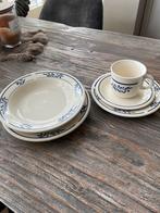 Servies beige blauw, Overige stijlen, Zo goed als nieuw, Ophalen, Aardewerk