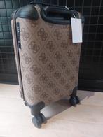 Guess Berta Maxi 4G Trolley (4 wielen) – lichtbruin – 64 cm, Hard kunststof, Ophalen of Verzenden, 35 tot 45 cm, Nieuw