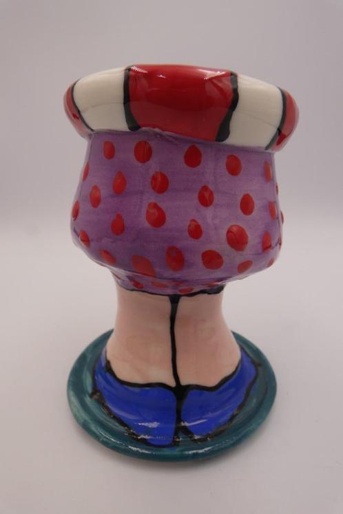 Eierdop in de vorm van een kleurrijk rokje met schoenen, Antiek en Kunst, Curiosa en Brocante, Ophalen of Verzenden