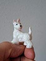 Scottish Terrier hond, porselein 4.5x2x4.5cm, Ophalen of Verzenden, Zo goed als nieuw, Hond of Kat, Beeldje of Figuurtje