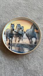 Klok analoog paard paarden, Ophalen of Verzenden, Zo goed als nieuw, Analoog, Wandklok