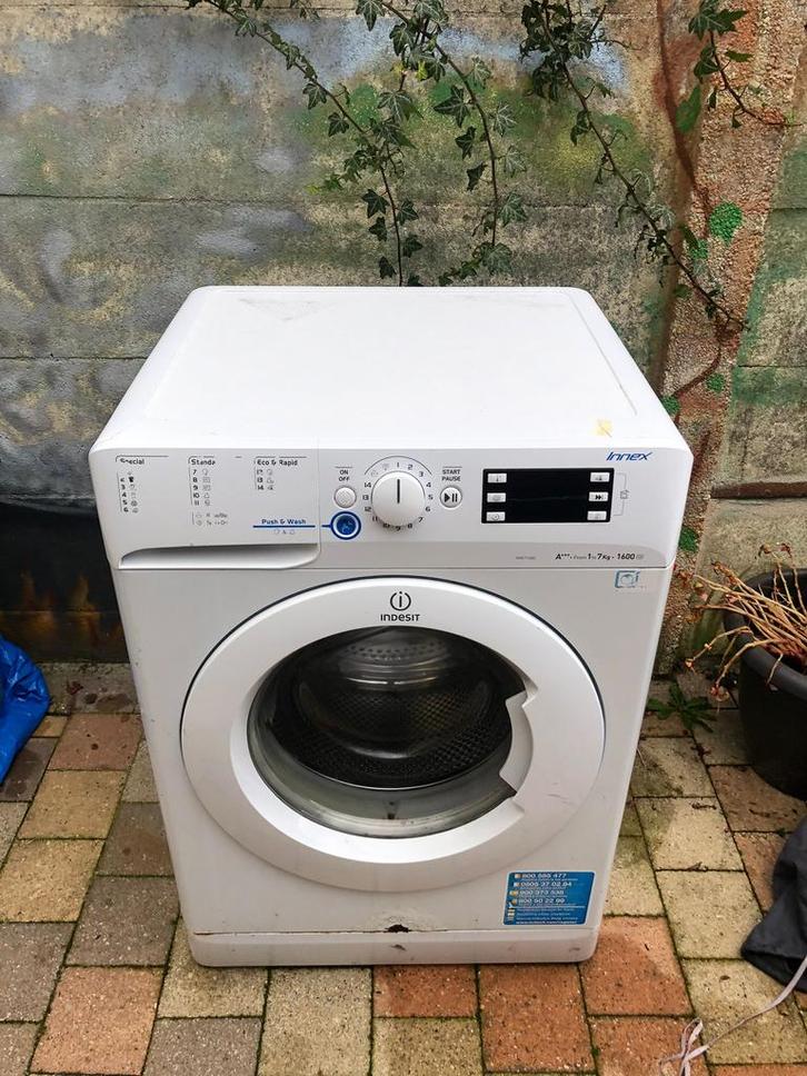Indesit wasmachine 7 kg trommel, Witgoed en Apparatuur, Wasmachines, Gebruikt, Voorlader, 6 tot 8 kg, 85 tot 90 cm, 1200 tot 1600 toeren