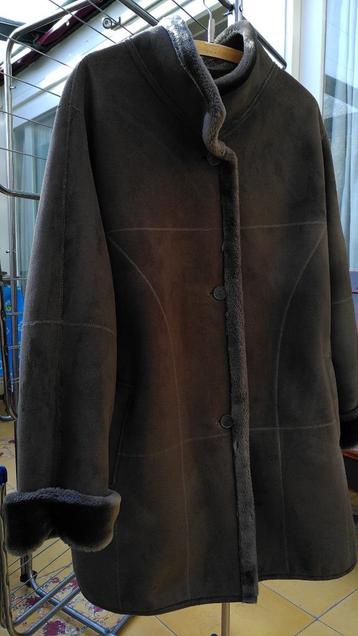 Mooie warme bruine lammy jas met chique uitstraling- maat 48 beschikbaar voor biedingen