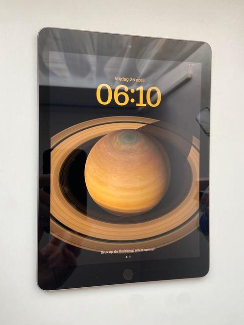 IPad 6e generatie, Computers en Software, Apple iPads, Zo goed als nieuw, Apple iPad, 32 GB, Ophalen of Verzenden