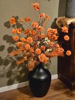 Grote zwarte vaas met winters boeket zijde bloemen 1.30 m, Ophalen, Nieuw, Binnen