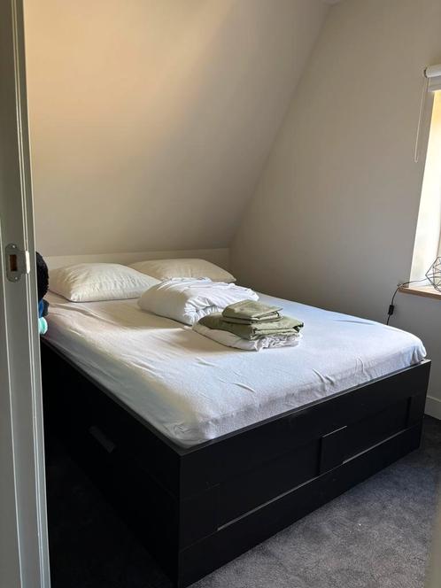 Bed 140x200 en kast - zwart - Brimnes IKEA, Huis en Inrichting, Slaapkamer | Complete slaapkamers, Zo goed als nieuw, Twijfelaar