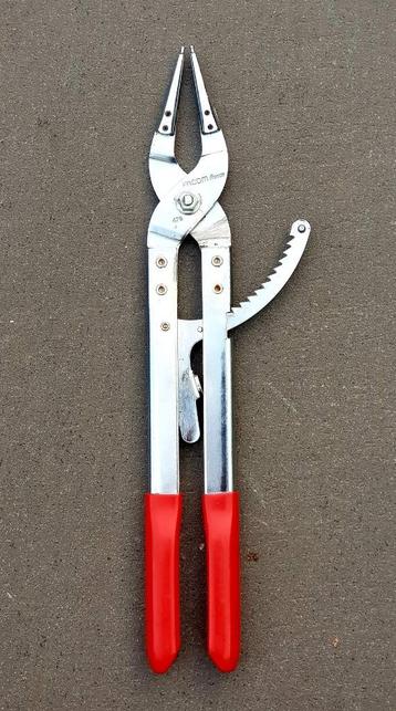 Tang Facom france 479.32 Borgveertang beschikbaar voor biedingen