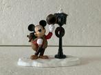 Disney Mickey mouse - beeldje - scrooge - kerstdorp, Ophalen, Mickey Mouse, Zo goed als nieuw, Beeldje of Figuurtje