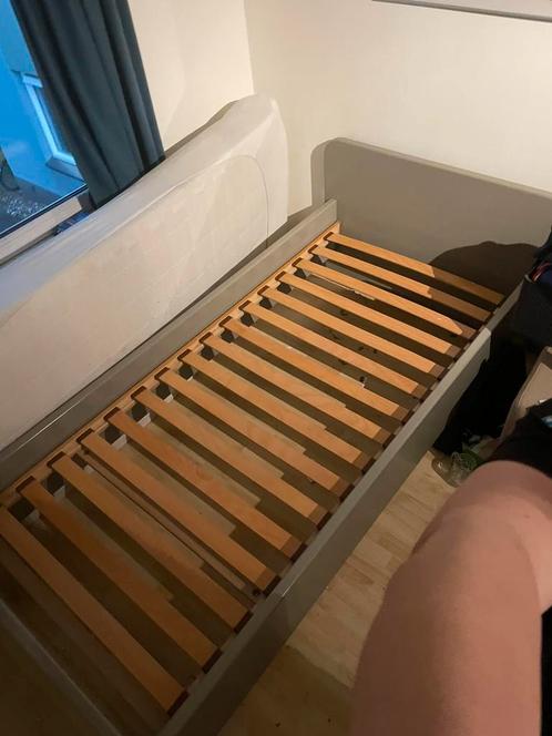 Bed frame met lattenbodem 100x220, Huis en Inrichting, Slaapkamer | Bedden, Zo goed als nieuw, Eenpersoons, 100 cm, 220 cm, Hout