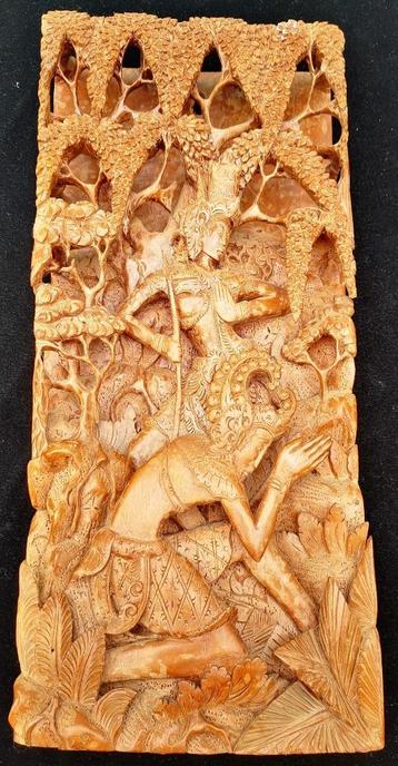 Balinees Hoogreliëf Paneel – Ramayana Scène - houtsnijwerk beschikbaar voor biedingen