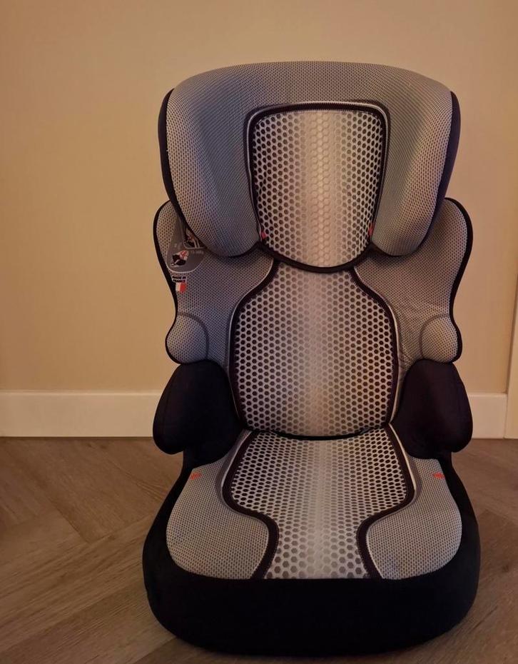 Hema Autostoeltje - Goed Onderhouden, Kinderen en Baby's, Autostoeltjes, Gebruikt, Overige merken, 15 t/m 36 kg, Autogordel of Isofix