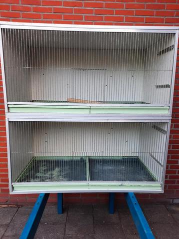 van Keulen kooien 2x beschikbaar voor biedingen