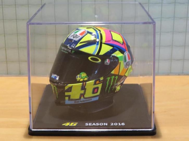 Valentino Rossi AGV helmet 2016 1:5, Hobby en Vrije tijd, Modelauto's | 1:5 tot 1:12, Nieuw, Motor, 1:5 t/m 1:8, Ophalen of Verzenden