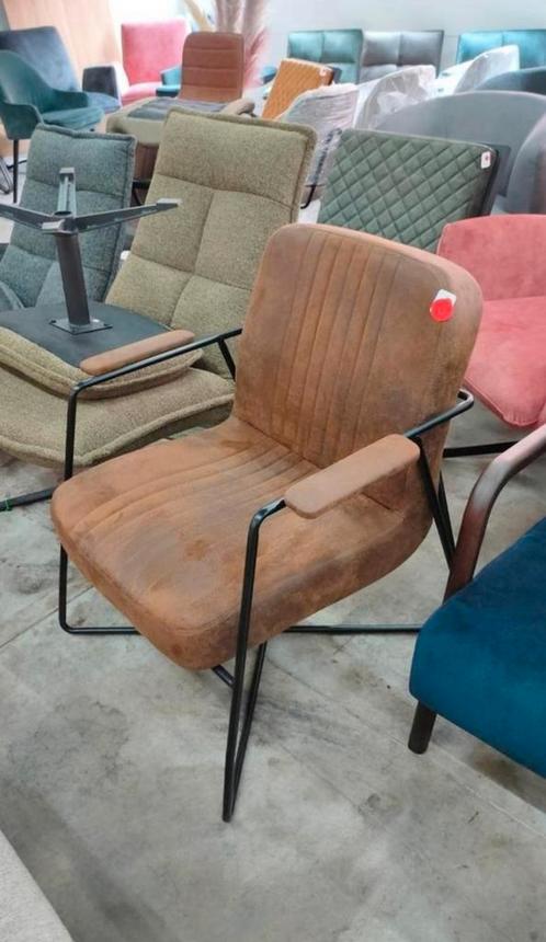 ⚠️️LET OP️⚠️Industriële Fauteuil Monaco Bruin/zwart, Huis en Inrichting, Stoelen, Nieuw, Eén, Hout, Stof, Bruin, Ophalen