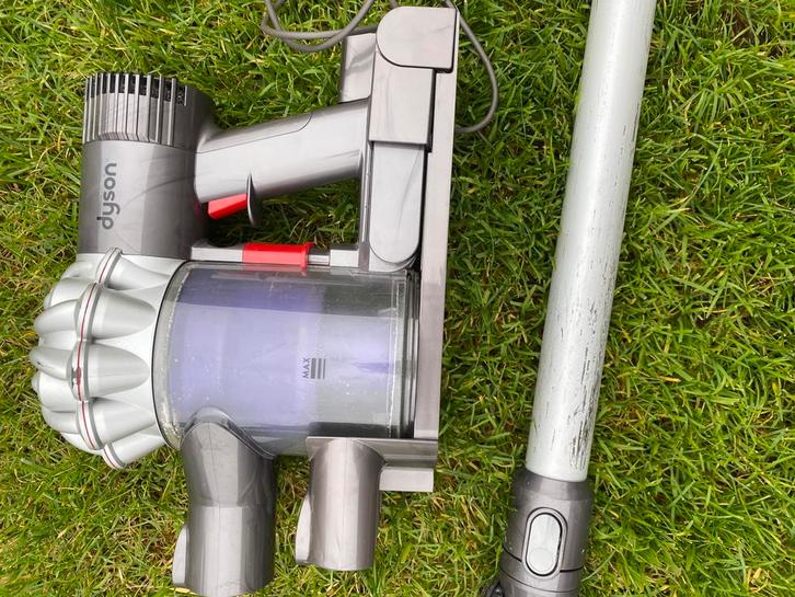Dyson steelstofzuiger kompleet met accu en oplader izgst, Witgoed en Apparatuur, Stofzuigers, Gebruikt, Stofzuiger, Reservoir