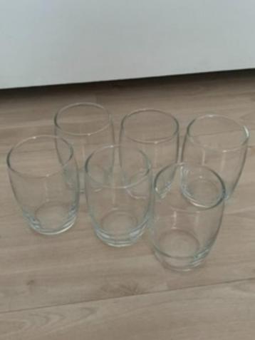 Glaasjes 6 stuks waxine bloem nootje crea beschikbaar voor biedingen