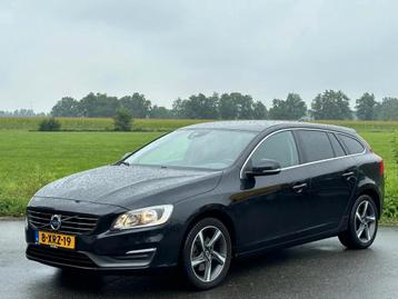 Volvo V60 2.0 D4 Momentum | Nap | Netjes | Goed OH beschikbaar voor biedingen