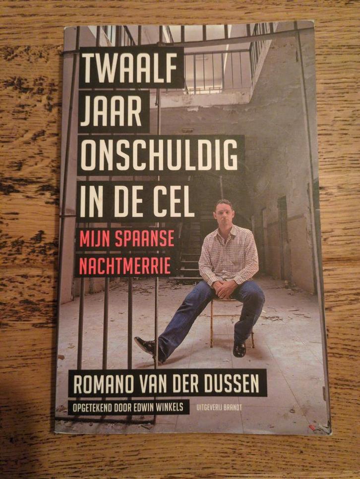 Romano van der Dussen - 12 jaar onschuldig, Boeken, Biografieën, Gelezen, Overige, Ophalen of Verzenden