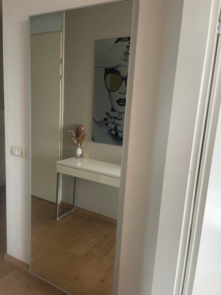 Grote IKEA spiegel met dikke lijst, Huis en Inrichting, Woonaccessoires | Spiegels, Gebruikt, 75 tot 100 cm, 150 tot 200 cm, Rechthoekig