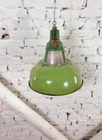 Mintgroene emaille vintage fabriekslamp industrieel, Huis en Inrichting, Lampen | Hanglampen, Ophalen of Verzenden, Minder dan 50 cm