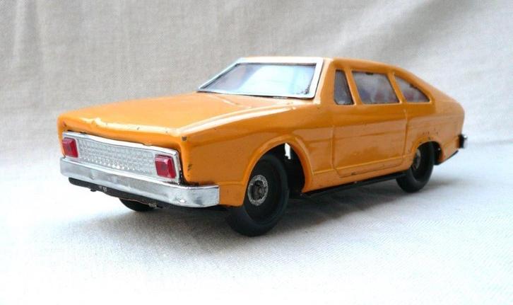 MF267 China blikken coupé rode koplampen. 25 cm., Antiek en Kunst, Antiek | Speelgoed, Ophalen of Verzenden