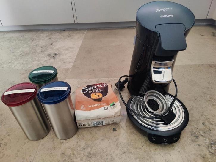 Senseo koffieapparaat HD 7825 en koffiepads en bussen, Witgoed en Apparatuur, Koffiezetapparaten, Zo goed als nieuw, Koffiepads en cups
