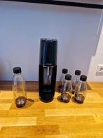 SodaStream + 4 kleine, 1 grote fles + CO2 cilinder, Witgoed en Apparatuur, Ophalen of Verzenden, Zo goed als nieuw
