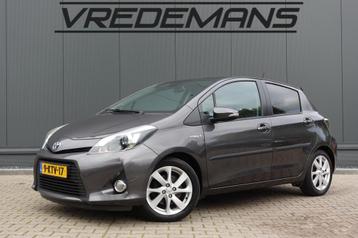 Toyota Yaris 1.5 Full Hybrid Dynamic beschikbaar voor biedingen