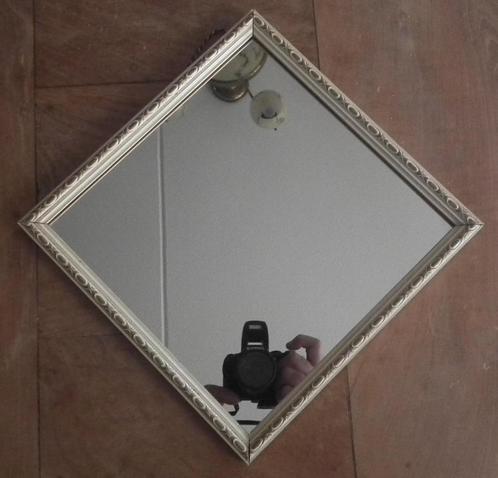 spiegeltje in oud lijstje, Antiek en Kunst, Antiek | Spiegels, Minder dan 50 cm, Minder dan 100 cm, Vierkant, Ophalen of Verzenden