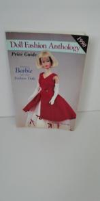 verzamelaars boek: Barbie  dolls fashion anthology, Kinderen en Baby's, Speelgoed | Poppen, Verzenden, Gebruikt, Barbie