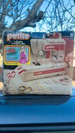 Vintage Naaimachine voot kinderen ‘petite’, Hobby en Vrije tijd, Naaimachines en Toebehoren, Ophalen of Verzenden, Zo goed als nieuw