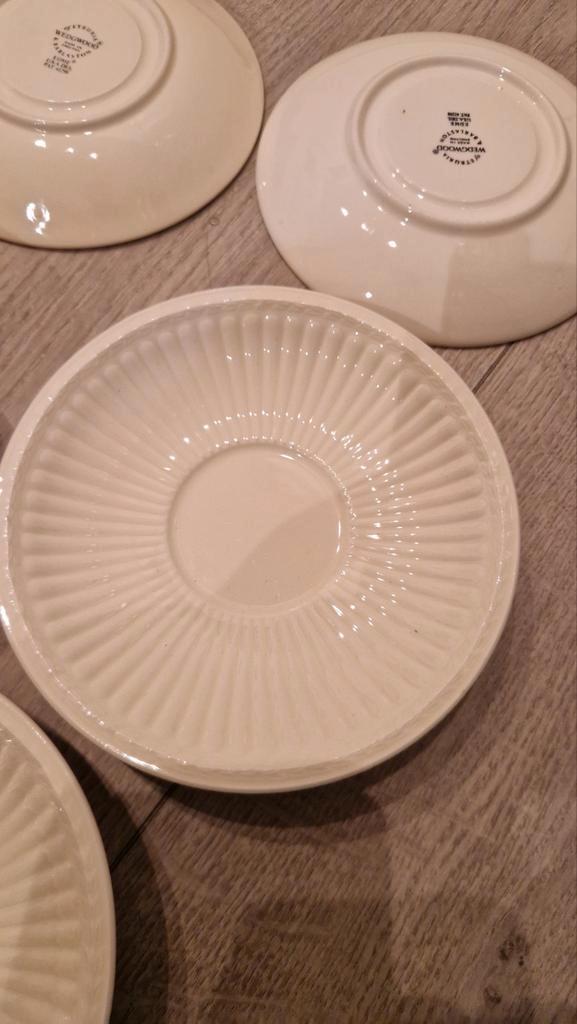 Wedgwood Schoteltjes - 14 Stuks - Diameter 14,5cm, Antiek en Kunst, Antiek | Servies los, Ophalen of Verzenden