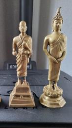 2 staande koperen buddha beeltjes van 23 cm en 26 cm hoog., Antiek en Kunst, Koper, Ophalen
