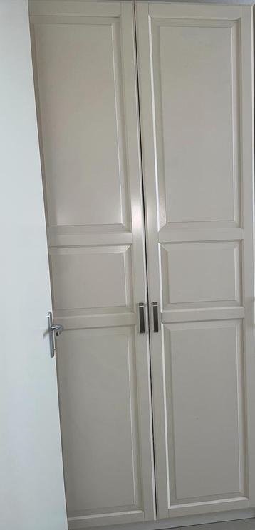 Kleding deur ikea pax 2x