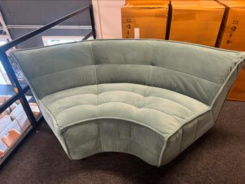 Ronde eetbank 200cm breed voor ronde tafel beschikbaar voor biedingen