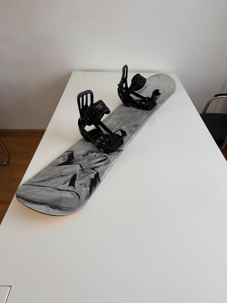 Duotone 163 mtn freeride snowboard met salomon pact bindings, Sport en Fitness, Snowboarden, Zo goed als nieuw, Board, Ophalen of Verzenden