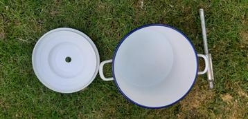 Retro grote weckpan (wit emaille) beschikbaar voor biedingen