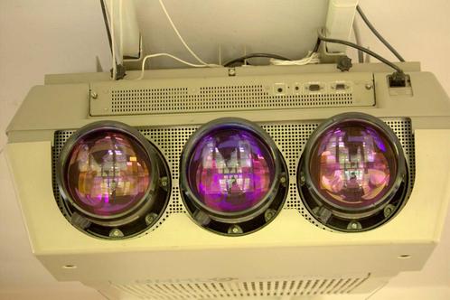vintage 3 buis projector Barco 1209 Graphics, Audio, Tv en Foto, Beamers, Niet werkend, CRT, Full HD (1080), Ophalen