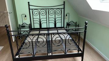 Nordesund ikea Metalen bed 140 cm met 2 nachtkastjes beschikbaar voor biedingen