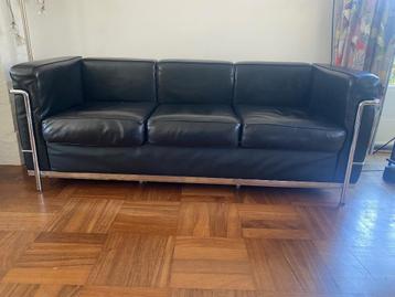 Drie zits leren bank - Le Corbusier LC3 replica beschikbaar voor biedingen