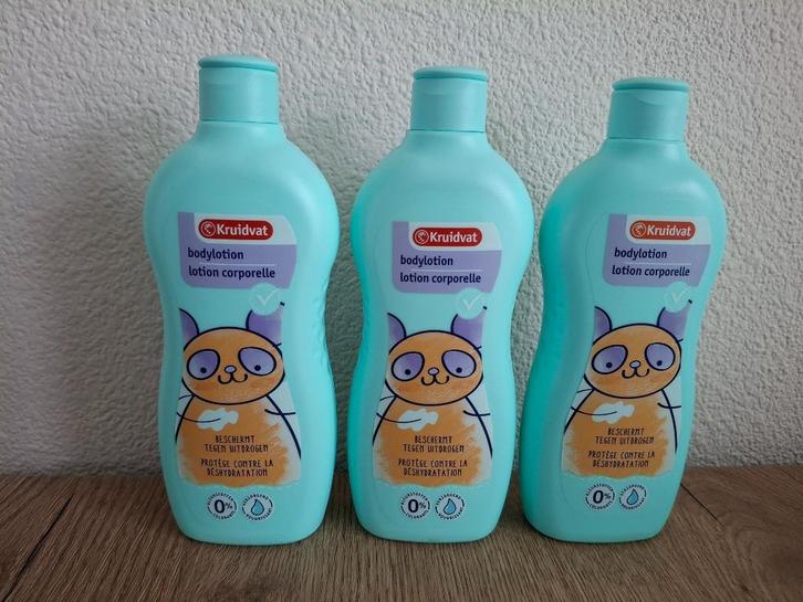 NIEUW Kruidvat baby bodylotion 3 flessen, Sieraden, Tassen en Uiterlijk, Uiterlijk | Lichaamsverzorging, Nieuw, Bodylotion, Crème of Olie