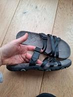 Merrell leren sandalen maat 41 - Grijs, Merrell, Zo goed als nieuw, Grijs, Sandalen of Muiltjes