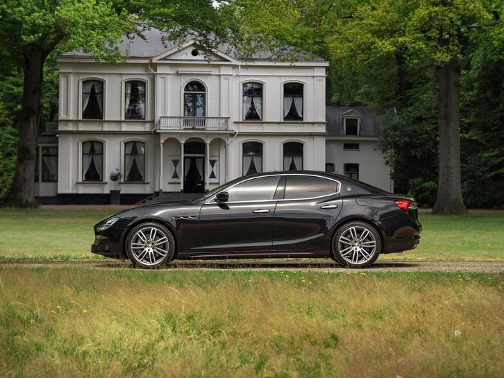 Maserati Ghibli 3.0 V6 350pk | Business Plus Pack | Premium, Auto's, Maserati, Bedrijf, Te koop, Ghibli, ABS, Airbags, Airconditioning