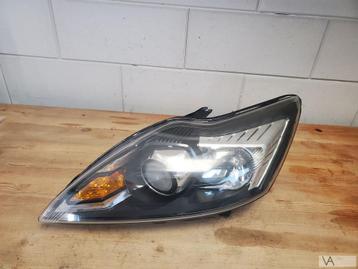 Ford Focus 2 facelift 2007 - 2011 koplamp links met lens €99 beschikbaar voor biedingen