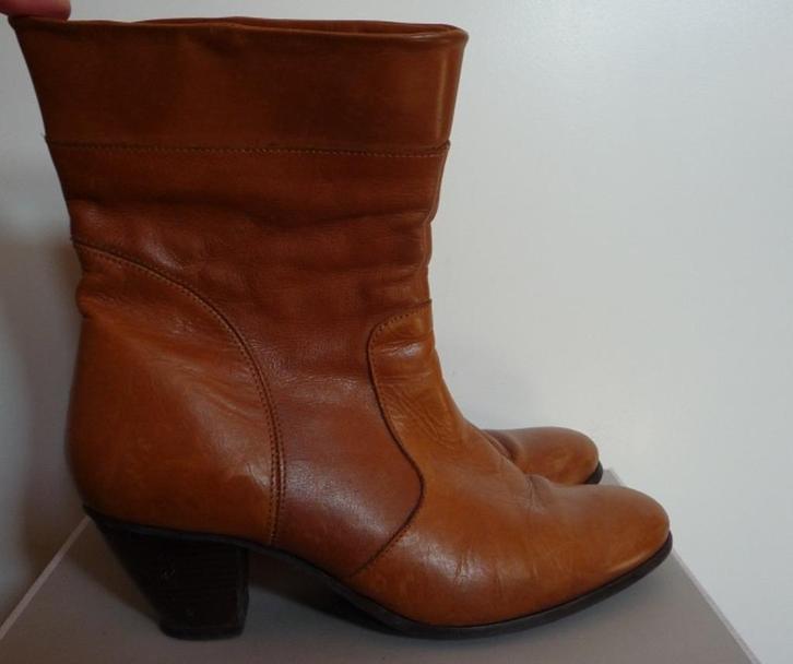 Bruine cognac leren laarzen (40), Kleding | Dames, Schoenen, Zo goed als nieuw, Hoge laarzen, Bruin, Ophalen of Verzenden