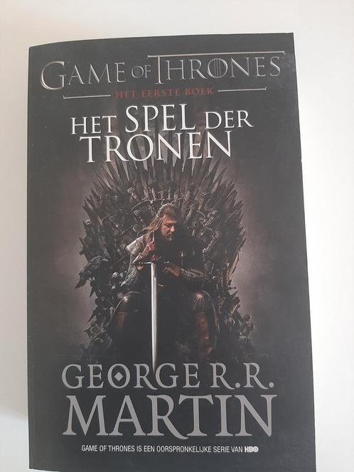 Game of Thrones - Het Spel der Tronen (boek 1), Boeken, Fantasy, Gelezen, Ophalen of Verzenden