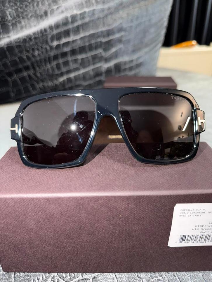 Tom Ford Zonnebril – Model FT1090 – Unisex – Nieuwstaat, Sieraden, Tassen en Uiterlijk, Zonnebrillen en Brillen | Heren, Zo goed als nieuw