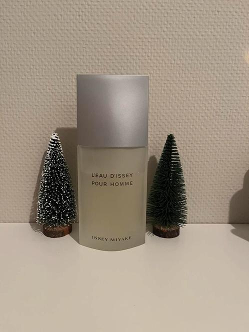 Issey Miyaki - L’eau D’Issey Pour Homme Sample, Verzamelen, Parfumverzamelingen, Zo goed als nieuw, Proef of Tester, Gevuld, Ophalen of Verzenden