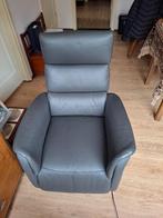 2 volledig verstelbare elektrische sta op stoelen, Huis en Inrichting, Stoelen, Ophalen, Zo goed als nieuw, Grijs, Twee